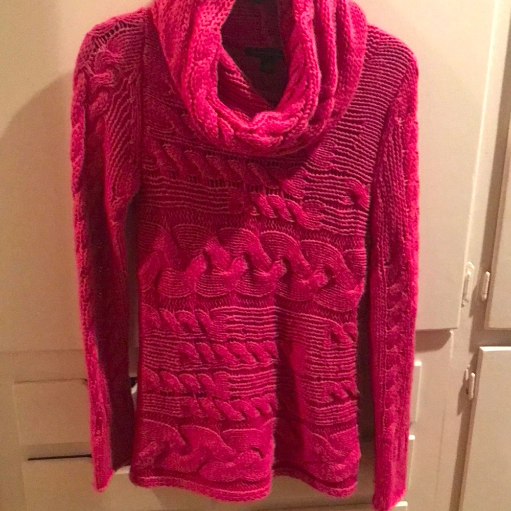 Banana republic sweater set (sweater with cami). sweater is XS and cami is S.